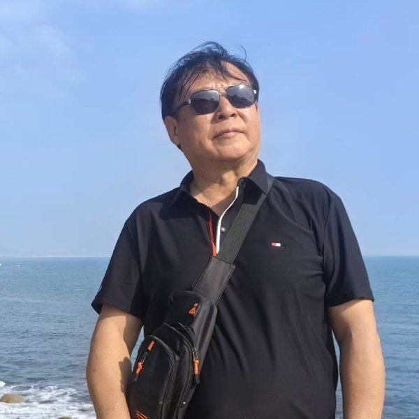 田园交响青少年公益乐团戴方老师  原河南交响乐团中提琴演奏家